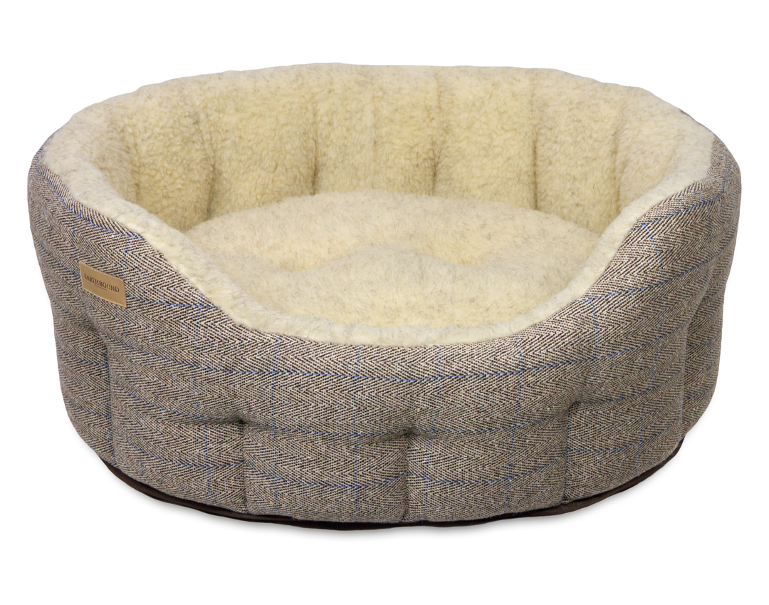 Round Traditional Tweed Beds