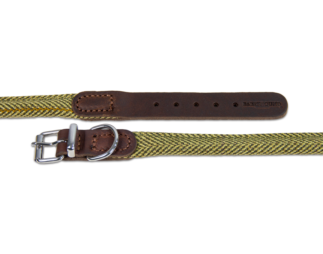 Close up of rolled tweed green dog collar