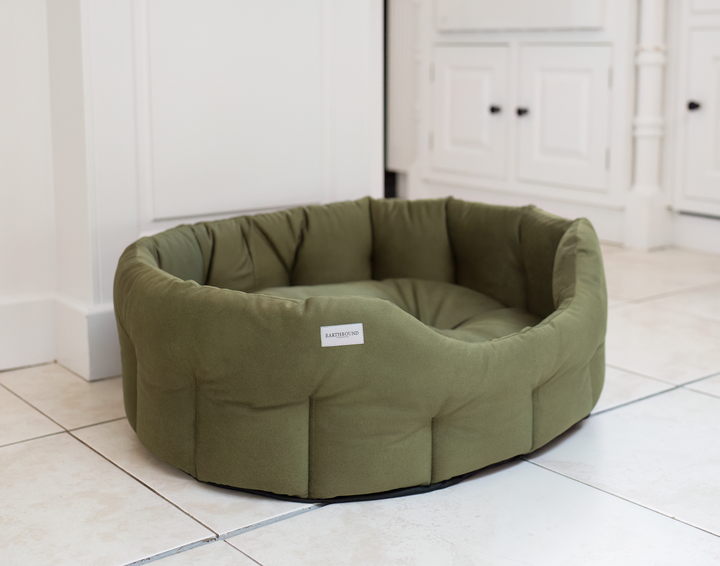 Round Windsor Bed Olive Green