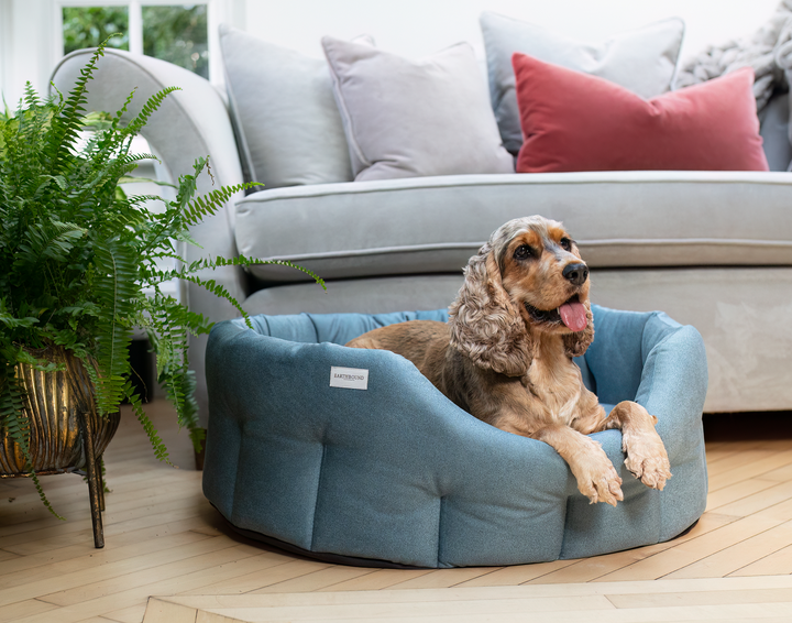 Round Windsor Bed Delphi Blue