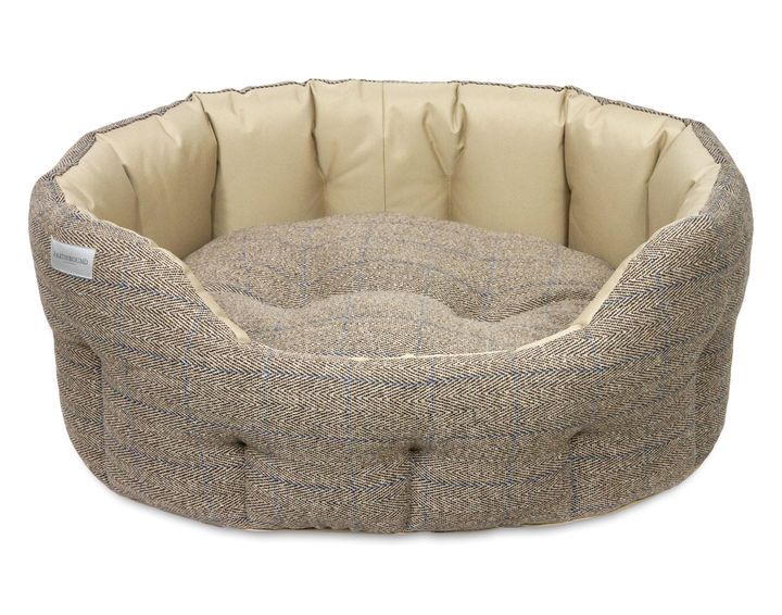 Round Traditional Tweed & Waterproof Bed Beige