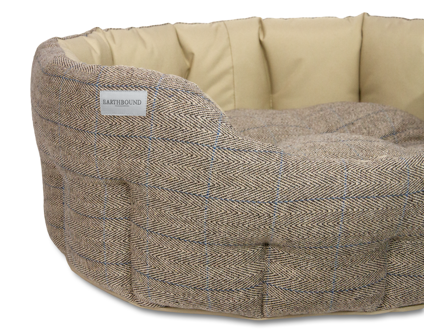 Round Traditional Tweed & Waterproof Bed Beige