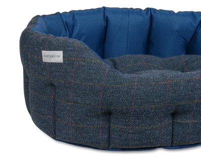 Round Traditional Tweed & Waterproof Bed Navy