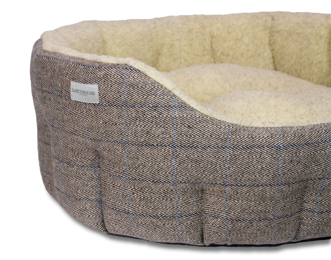 Round Traditional Tweed Bed Beige
